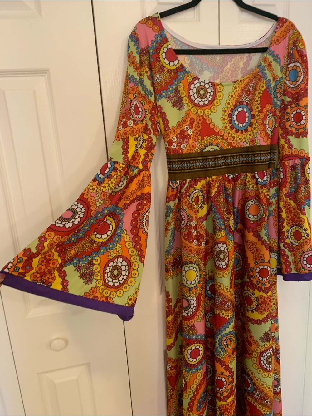 Retro Floral Bell-Sleeve Maxi Dress in Multicolor